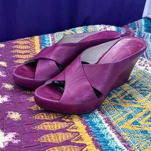 Attilio Giusti Leombruni Purple Wedge Heels